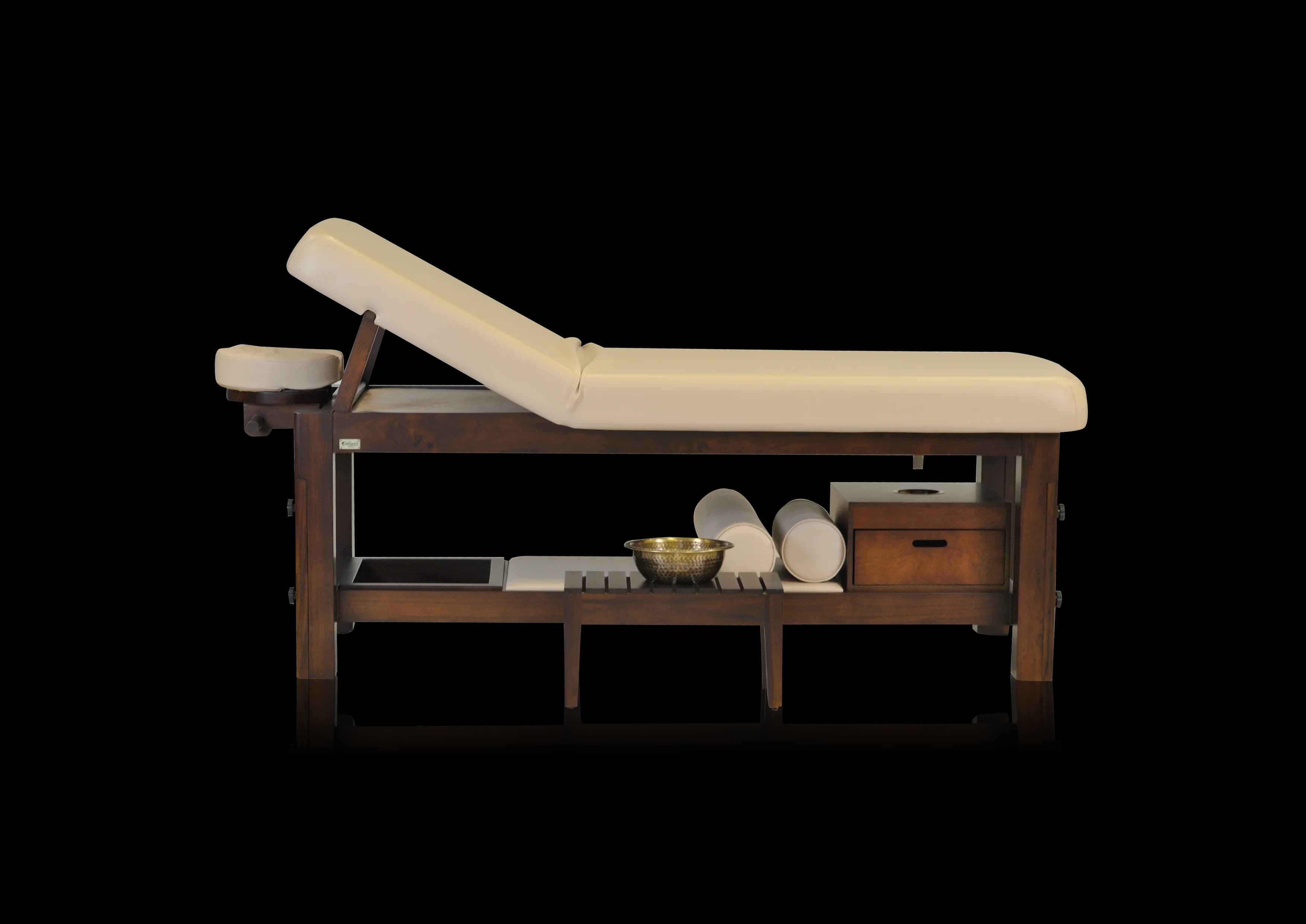 The Role of Wooden Shirodhara Tables in Ayurvedic Therapy and Wellness